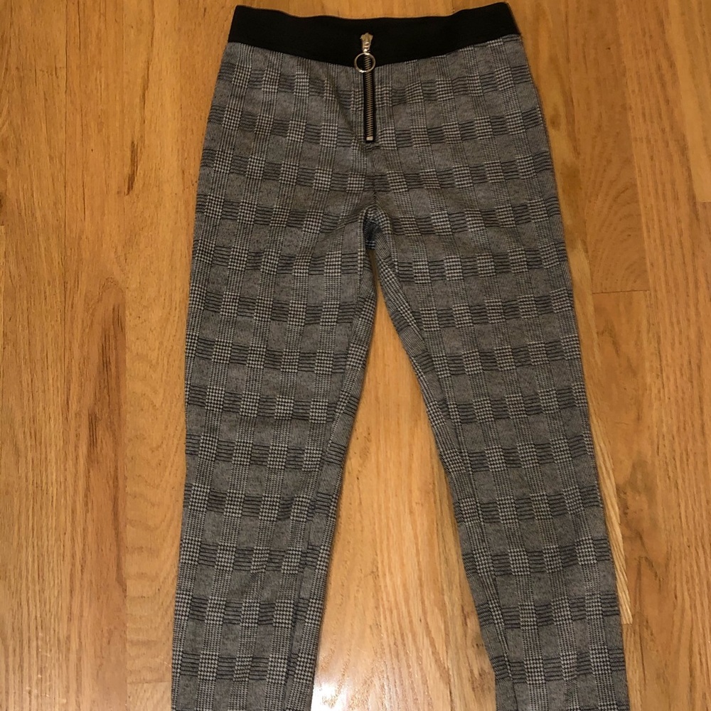 Black & White patterned leggings